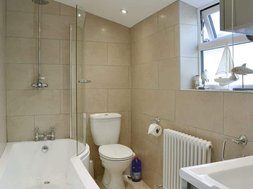 Bathroom | Molly’s Place, Filey