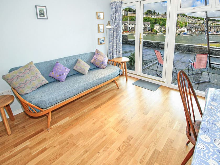 Living area | Port View Bach, Porthmadog