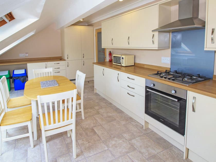 Kitchen/diner | Fisherman Cove, Porthmadog