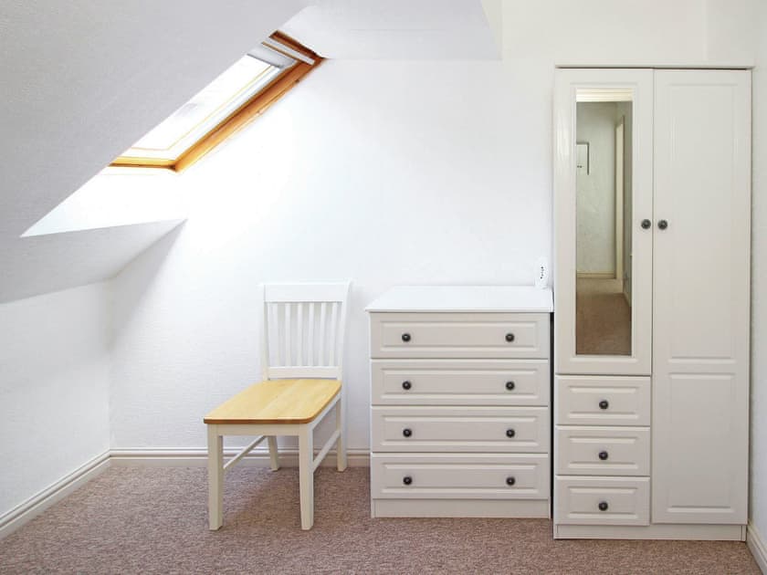 Bedroom 1: Double bedroom | Fisherman Cove, Porthmadog