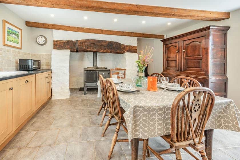 Kitchen/diner | Ty Glyn Mansion Cottage, Cilau Aeron, near Aberaeron