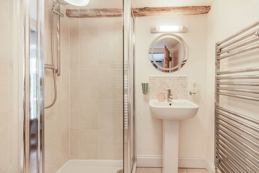 Shower room | Ty Glyn Mansion Cottage, Cilau Aeron, near Aberaeron