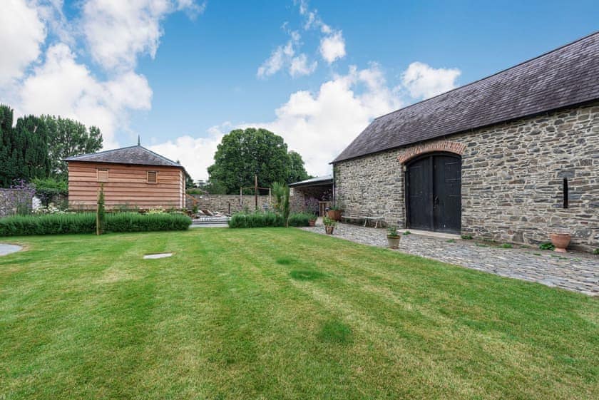Garden | Ty Glyn Mansion Cottage, Cilau Aeron, near Aberaeron