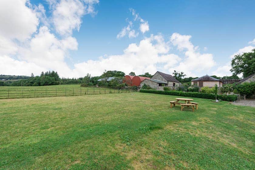 Garden | Ty Glyn Mansion Cottage, Cilau Aeron, near Aberaeron