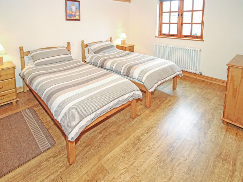 Twin bedroom | Country Escape, Chwilog