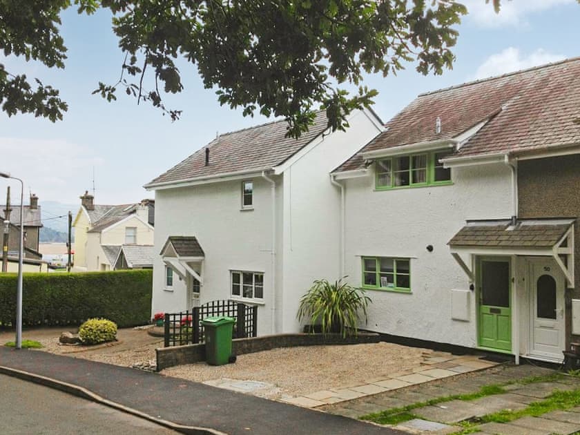 Green Cottage in Borth Y Guest, near Porthmadog