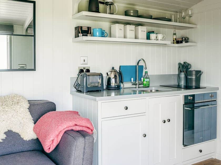 Living area | Phoebe’s Folly - Kernow Retreats, Milton Abbot, near Tavistock
