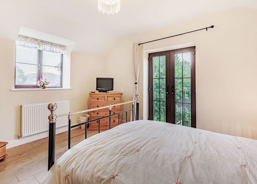 Double bedroom | Sgubor Fach, Penybntfawr, near Oswestry