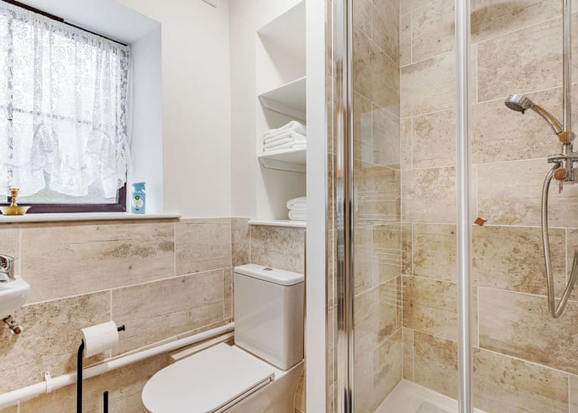Shower room | Sgubor Fach, Penybntfawr, near Oswestry