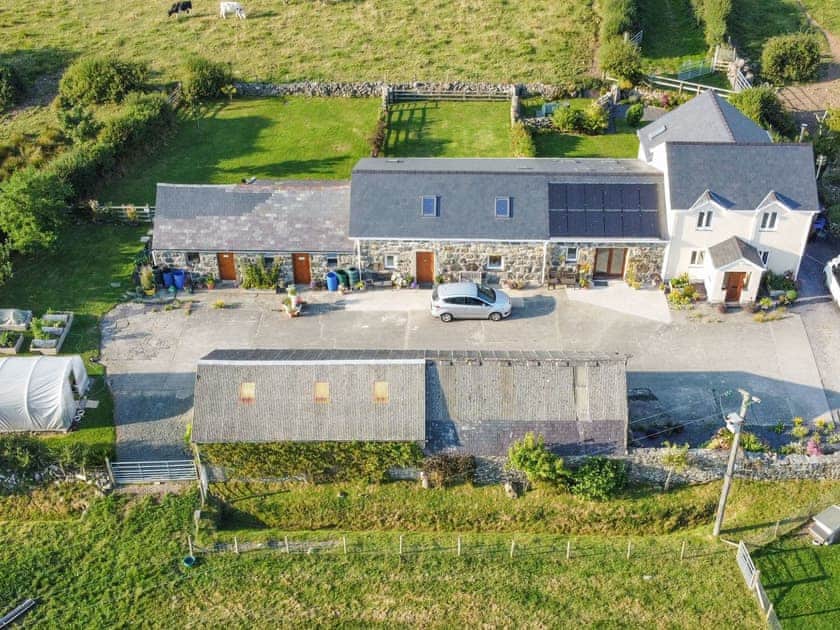 Aerial view of cottages at Tyn Lon Isaf | Beudy Canol - Tyn Lon Isaf, Llangybi, near Pwllheli