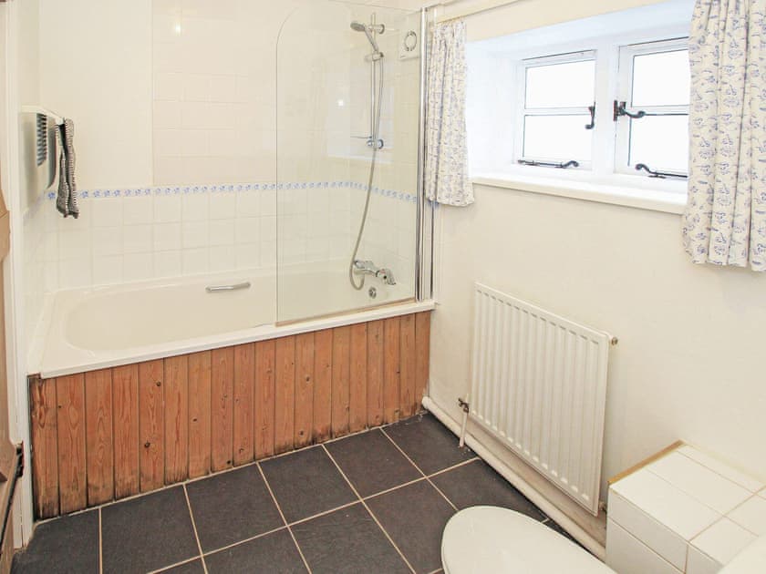 Bathroom (Lower Ground Floor Level)  | Stable Cottage, Llanbedr
