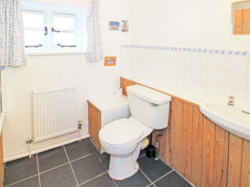 Bathroom (Lower Ground Floor Level)  | Stable Cottage, Llanbedr