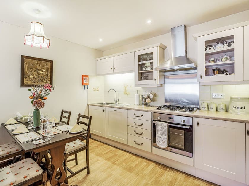 Kitchen/diner | Yewdale Crags Apartment, Coniston