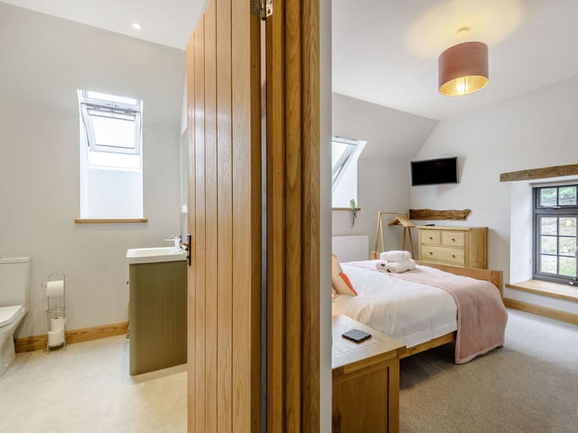 En-suite | Penshenkin Barn, New Radnor, near Presteigne