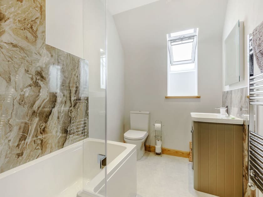 En-suite | Penshenkin Barn, New Radnor, near Presteigne