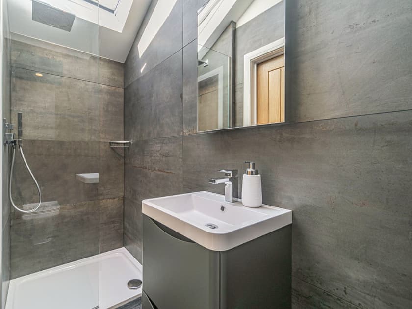 Shower room | The Old Coach Garage, Gerrans