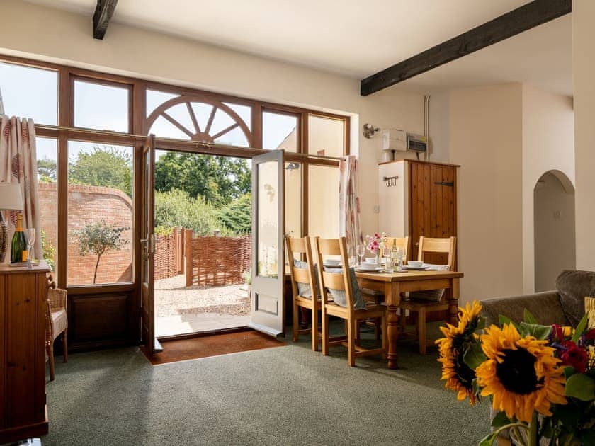 Open plan living space | Granary - Tunstead Cottages, Tunstead