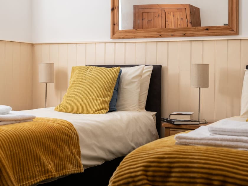 Twin bedroom | Granary - Tunstead Cottages, Tunstead
