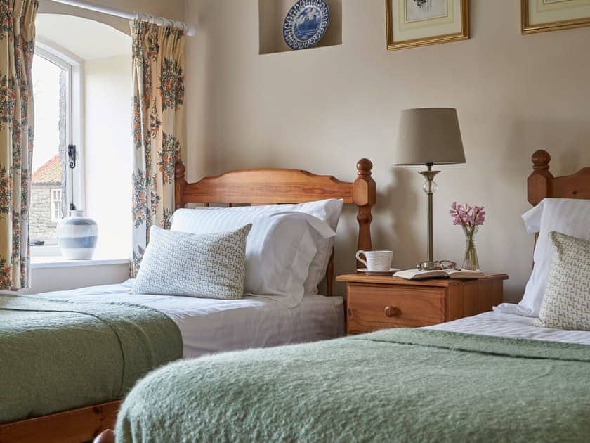 Twin bedroom | Rosedale - Hungate Cottages, Pickering