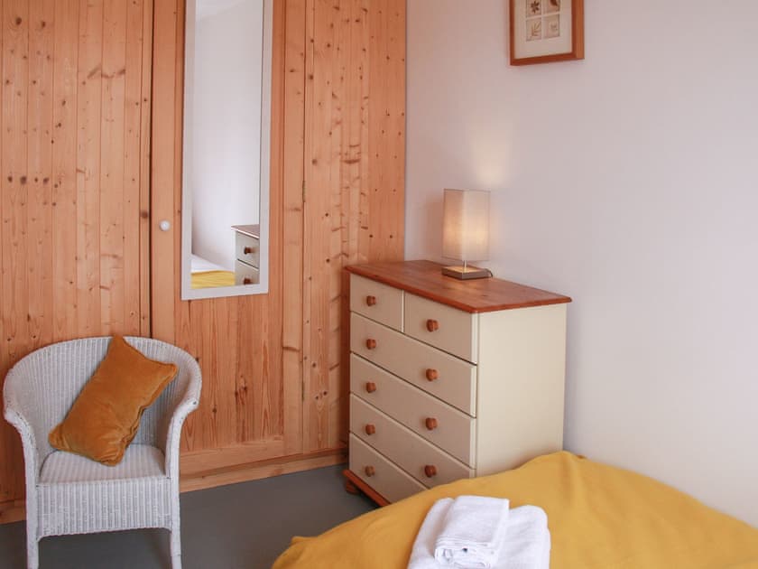 Triple bedroom | Haycart Barn, Norwich