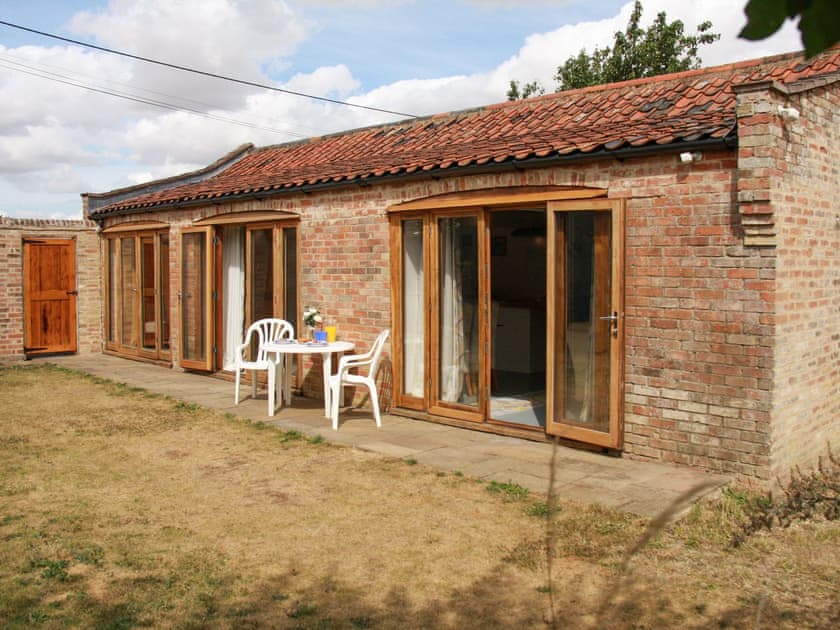 Exterior | Haycart Barn, Norwich