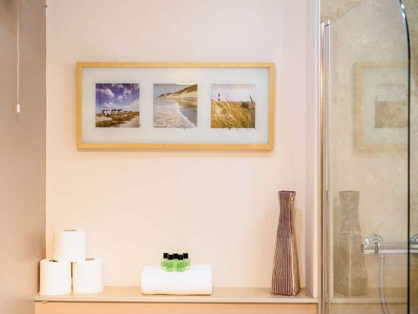 Shower room | The Galleries No. 2 - The Galleries, Spean Bridge