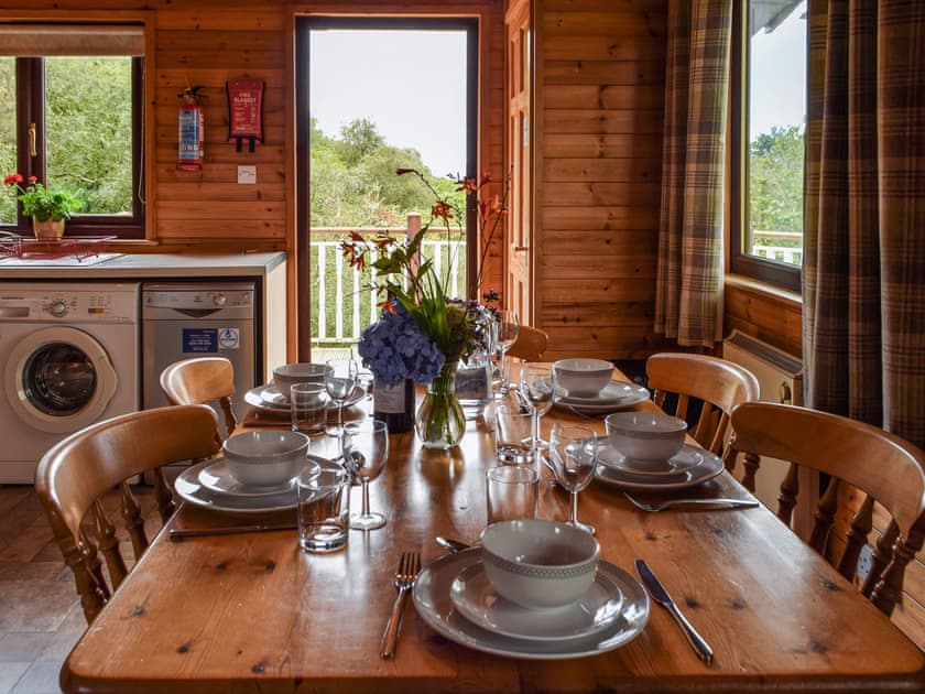 Dining Area | Catkin Lodge - Lunga Estate Lodges, Craobh Haven
