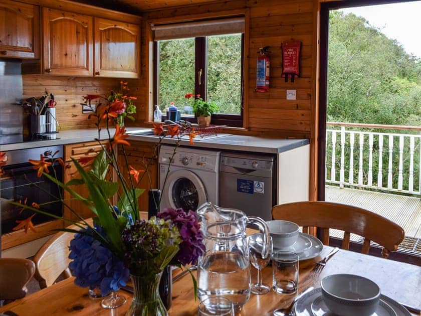 Dining Area | Catkin Lodge - Lunga Estate Lodges, Craobh Haven