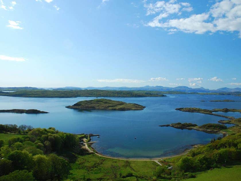 Surrounding area | Catkin Lodge - Lunga Estate Lodges, Craobh Haven