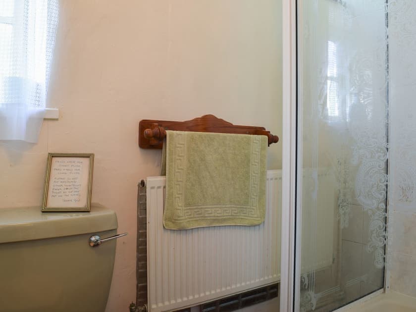 Shower room | Tudor Cottage, Barton