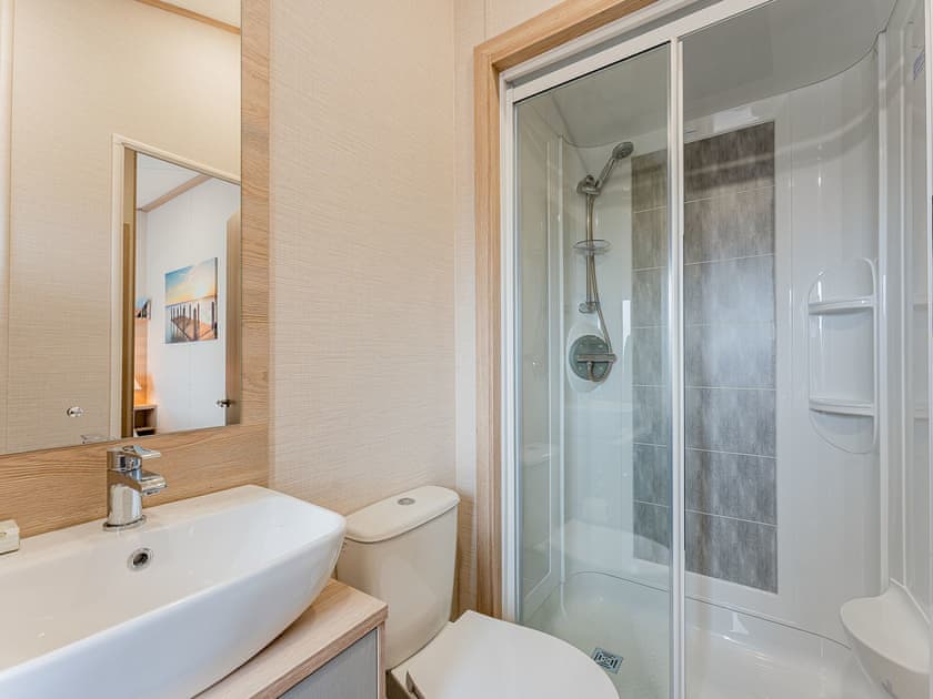 Shower room | Cledan, Aberaeron