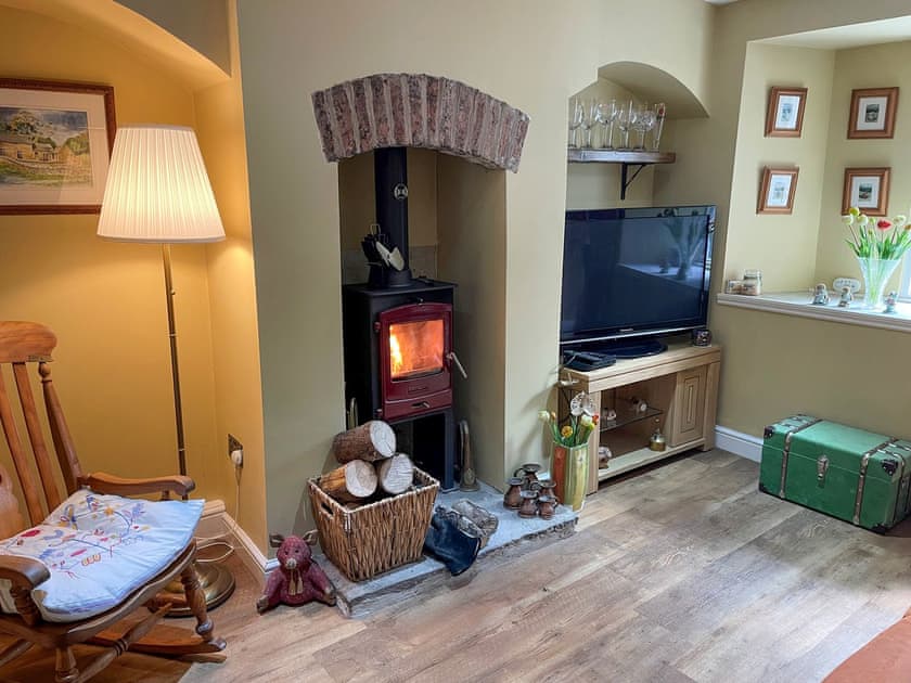 Snug | Yew Tree Cottage, Chesterfield