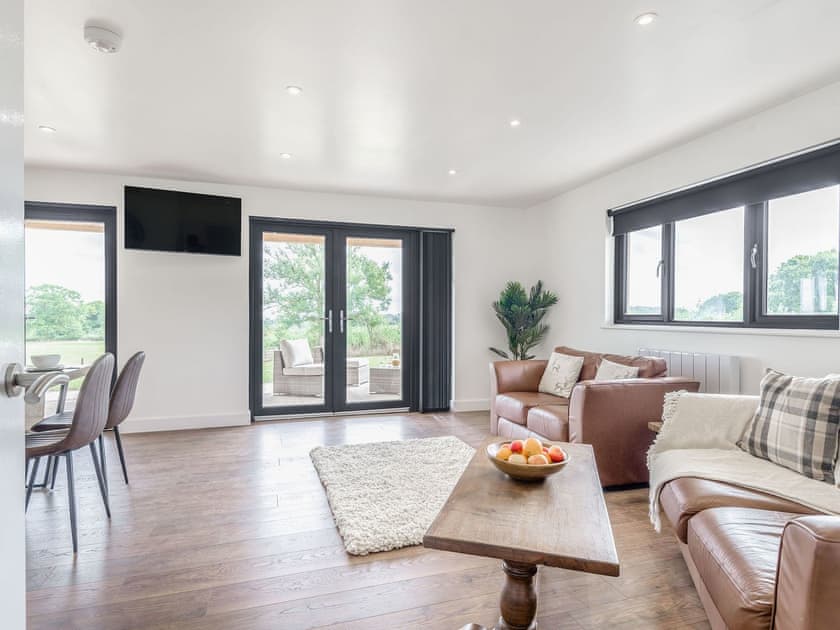 Open plan living space | Oak Tree Lodge - Upper Holme Lodges, Lyonshall, near Kington