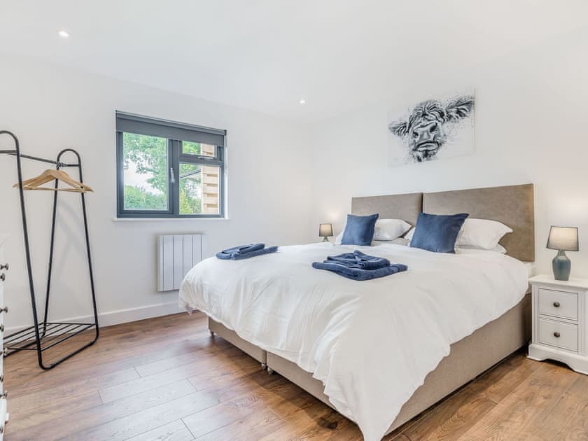 Double bedroom | Oak Tree Lodge - Upper Holme Lodges, Lyonshall, near Kington
