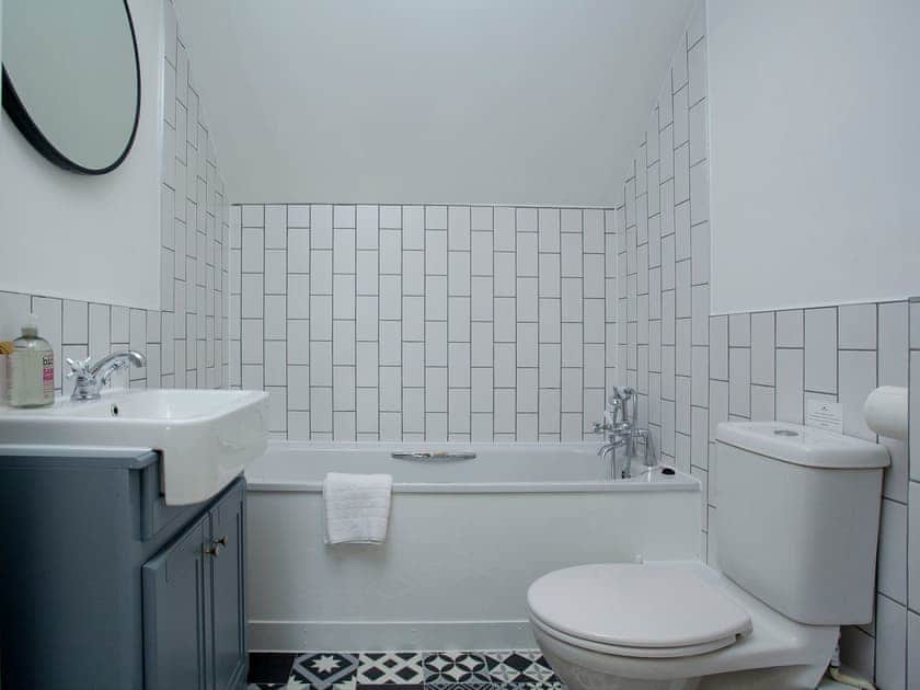 Bathroom | Stonehenge - Moorleaze, Witham Friary, Frome