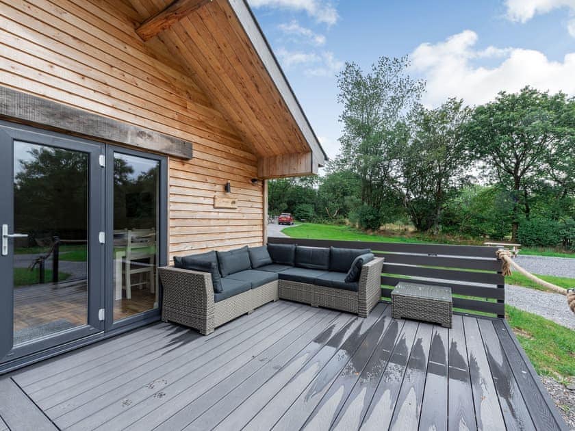 Decking | Dwrgi - Glanyrafon Lodges, Cwrt Newydd, near Llandysul
