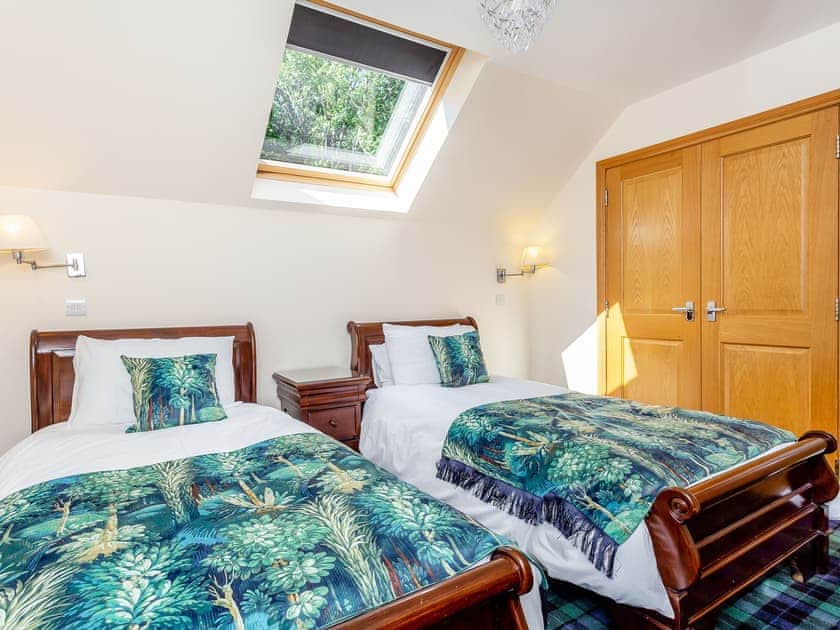Twin bedroom | Lochside House, Letterfearn By Kyle, Wester Ross