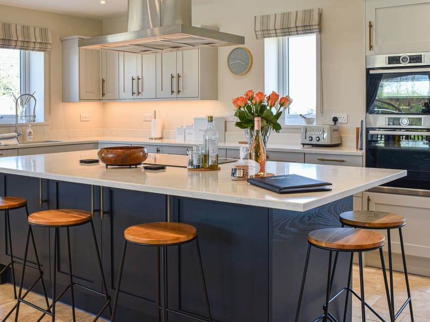 Kitchen area | Ty Clud, Trearddur Bay