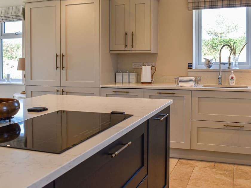Kitchen area | Ty Clud, Trearddur Bay