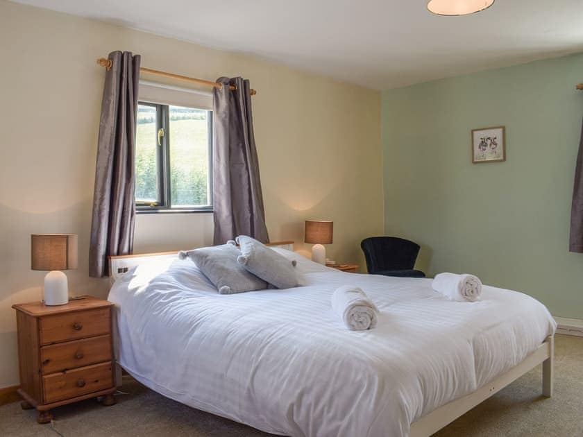 Double bedroom | Hill View Lodge - Mill Farm Holiday Cottages, Heyope, near Knighton