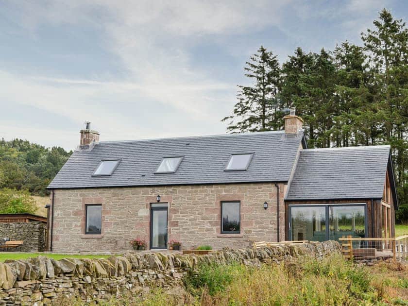 Exterior | Greenford Farm, Dundee