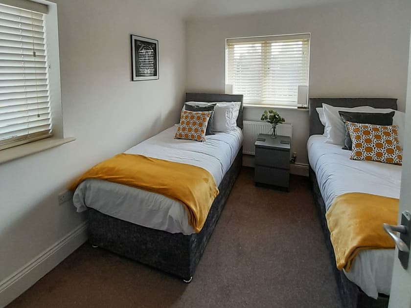 Twin bedroom | The Stables, Melton Mowbray