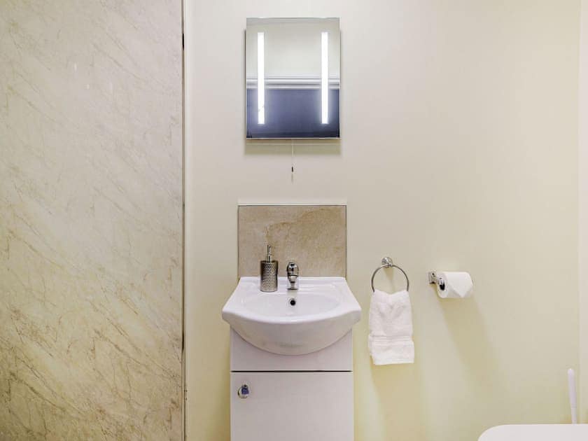 Bathroom | Chapel Barn, Colmworth
