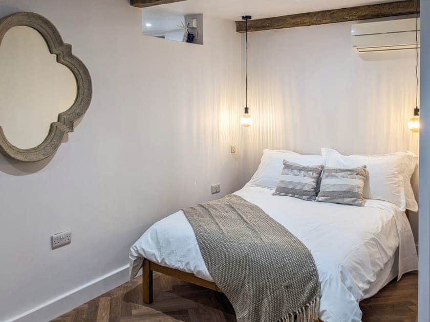 Double bedroom | The Stable, Brent Knoll
