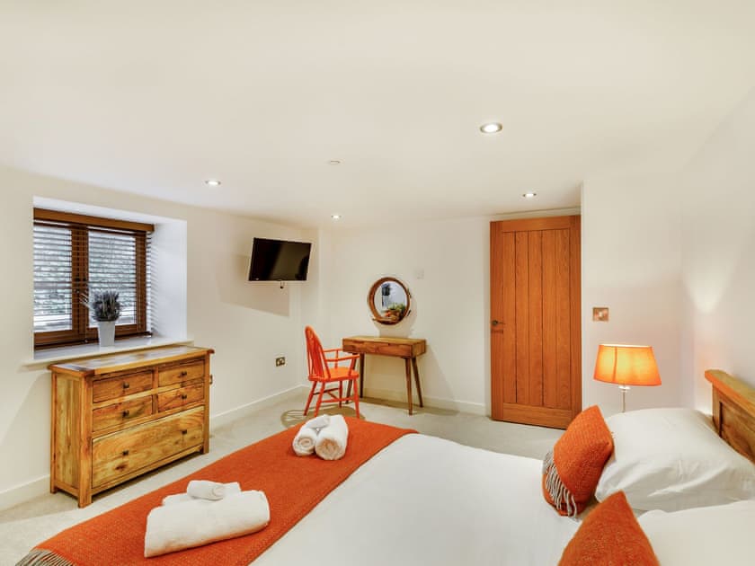 Double bedroom | Pentre GetawaysThe Granary, Llandyssil, near Montgomery