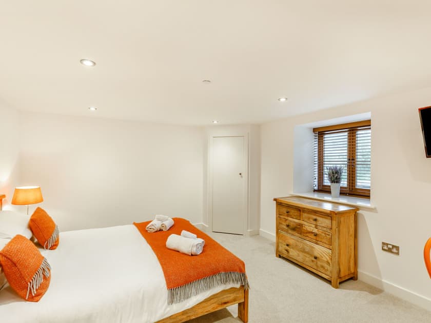 Double bedroom | Pentre GetawaysThe Granary, Llandyssil, near Montgomery