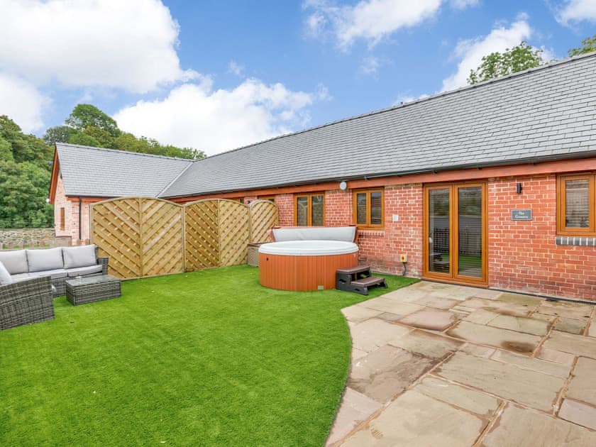 Exterior | Pentre GetawaysThe Granary, Llandyssil, near Montgomery