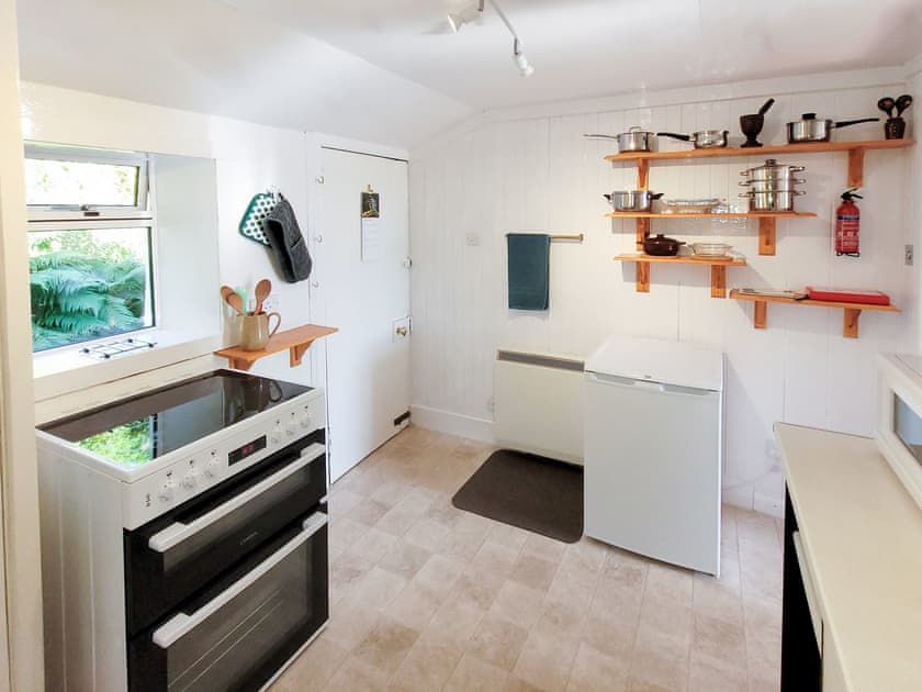 Kitchen | Gàrradh an Fhàsaich, Glendale