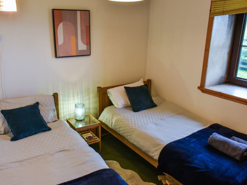 Twin bedroom | Corriecravie Farm Cottage, Sliddery and Lagg