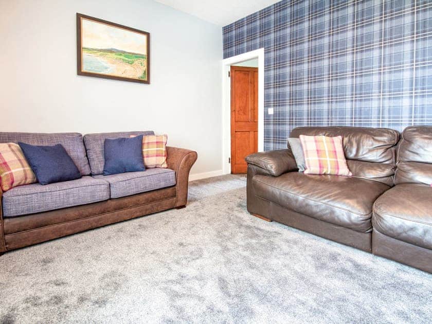Living room | Auld House, Doll